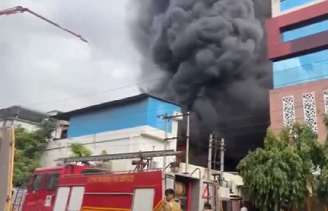 Devastating fire breaks out at Noida paint company