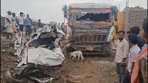 Madhya Pradesh Road Accident
