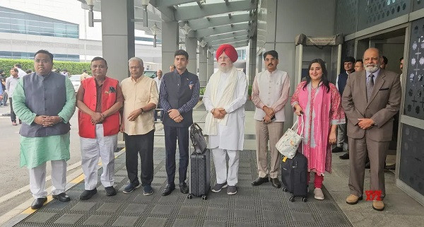 All party delegation led by Shiv Sena MP Shrikant Shinde arrives at IGIA