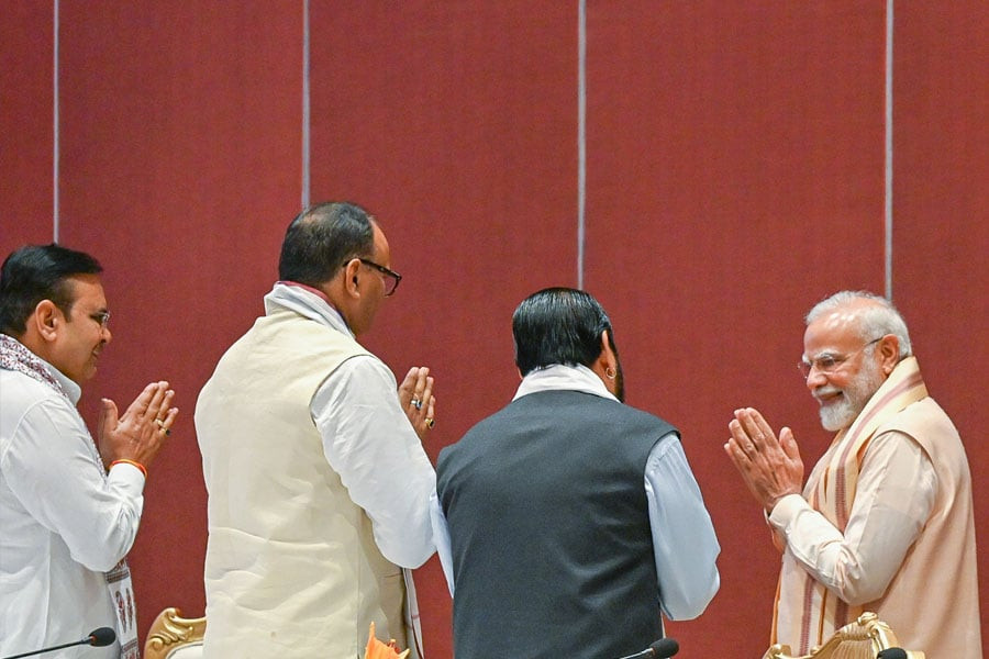 PM Modi Felicitated by NDA MP
