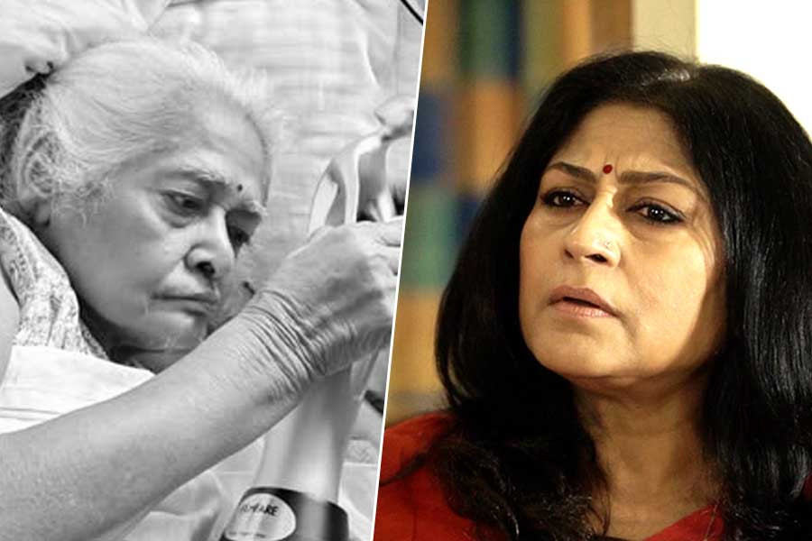 Actor, Politician Roopa Ganguly lost her mother