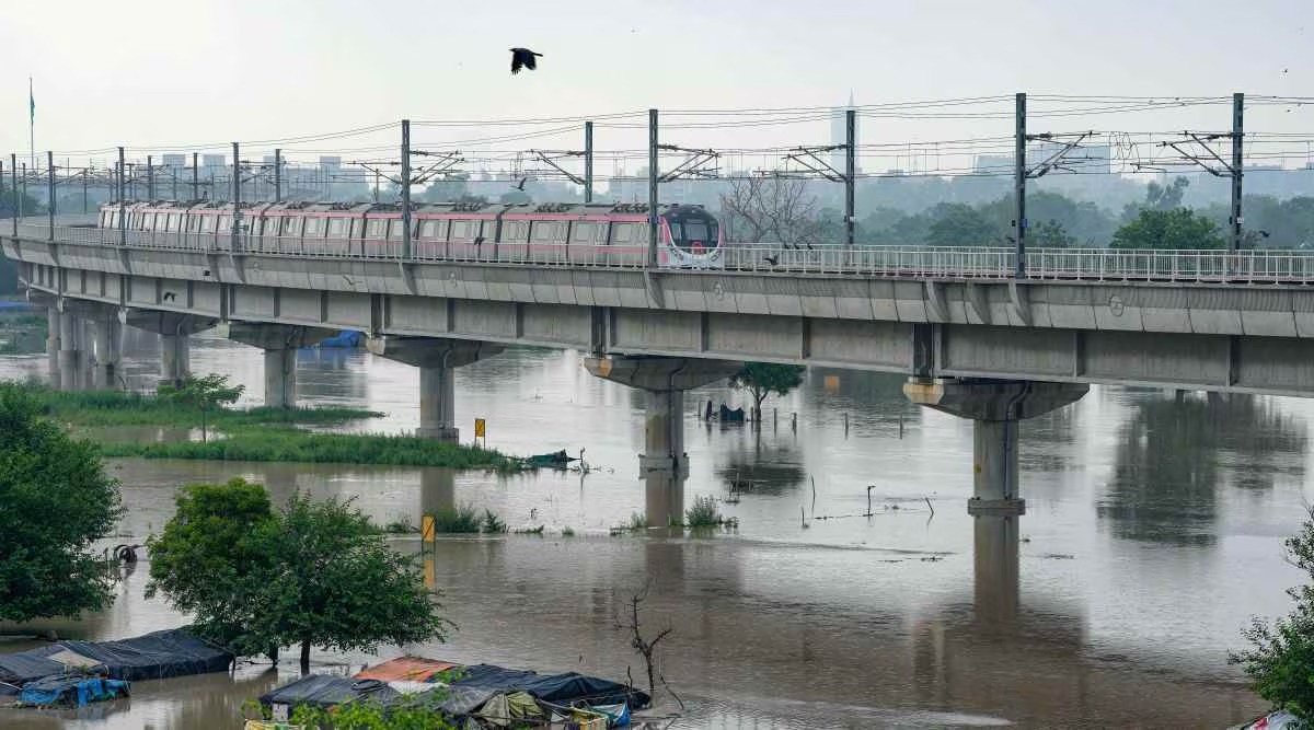 Yamuna water level crosses ‘danger’ mark in Delhi