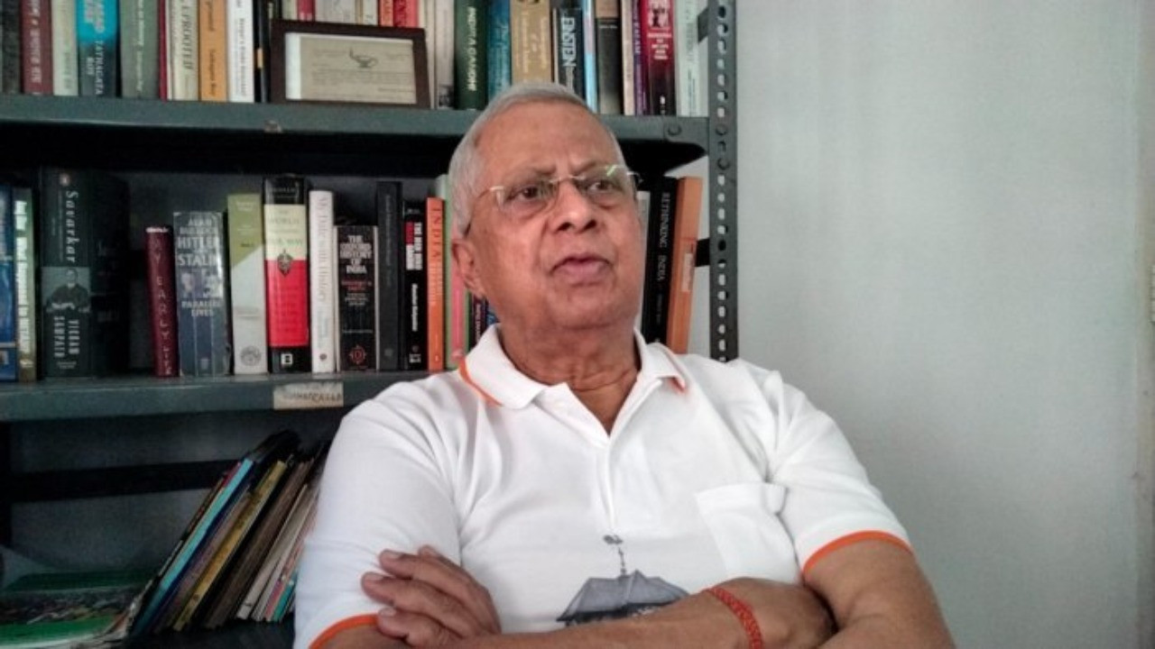 Tathagata and Yunus (symbolic picture)