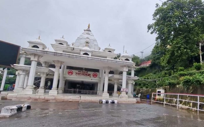 Vaishno Devi Yatra Remains Suspended for Eighth Day Amid Bad Weather