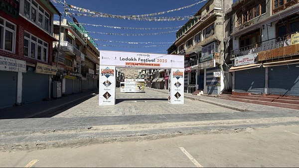 Main market of Leh wears a deserted look and shops remained closed a day after violence