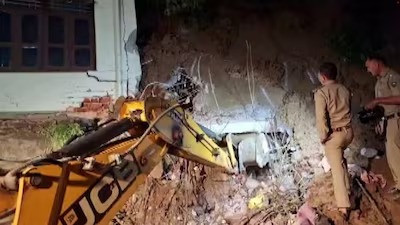 Heavy rainfall in Himachal Pradesh triggered landslides
