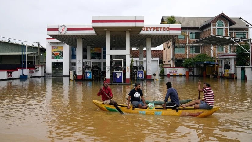 Flooded street in Colombo, Sri Lanka